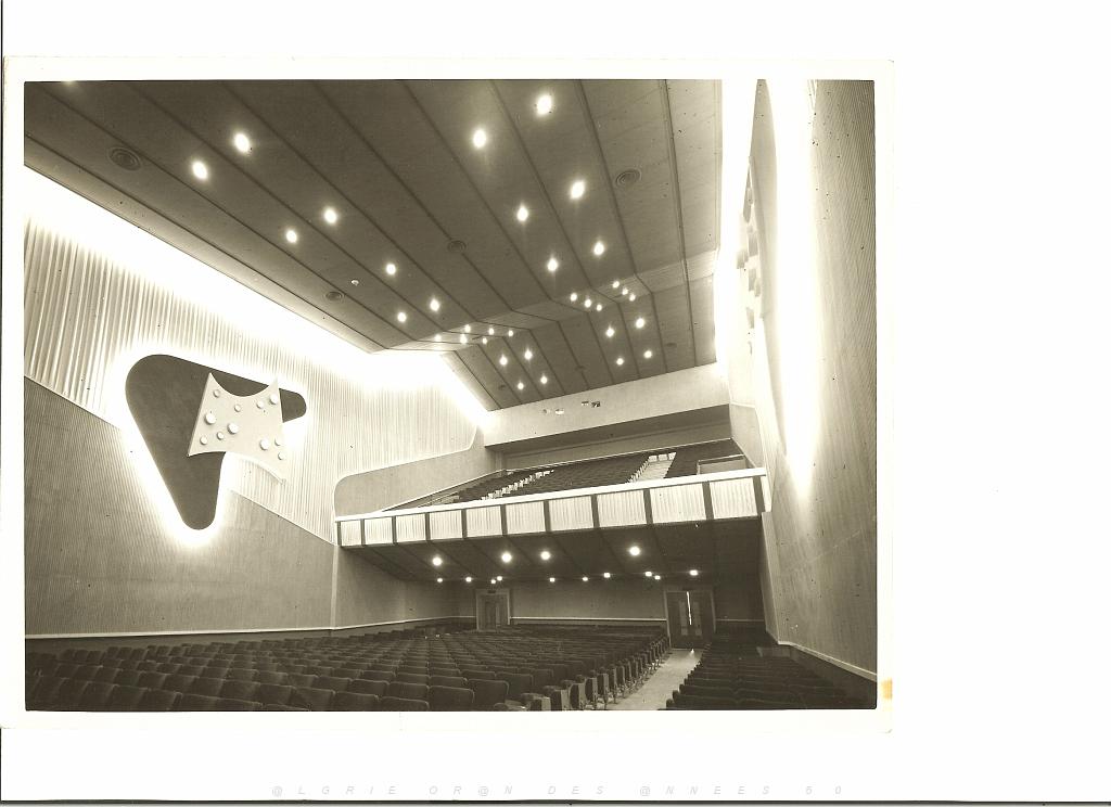 cinema lynx.jpg